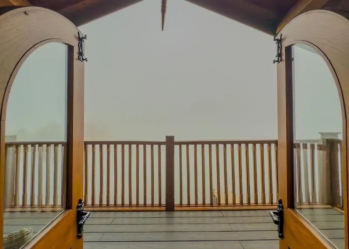 Duke Of Portland Boathouse On The Shore Of Lake Ullswater Ideal For A Romantic Break