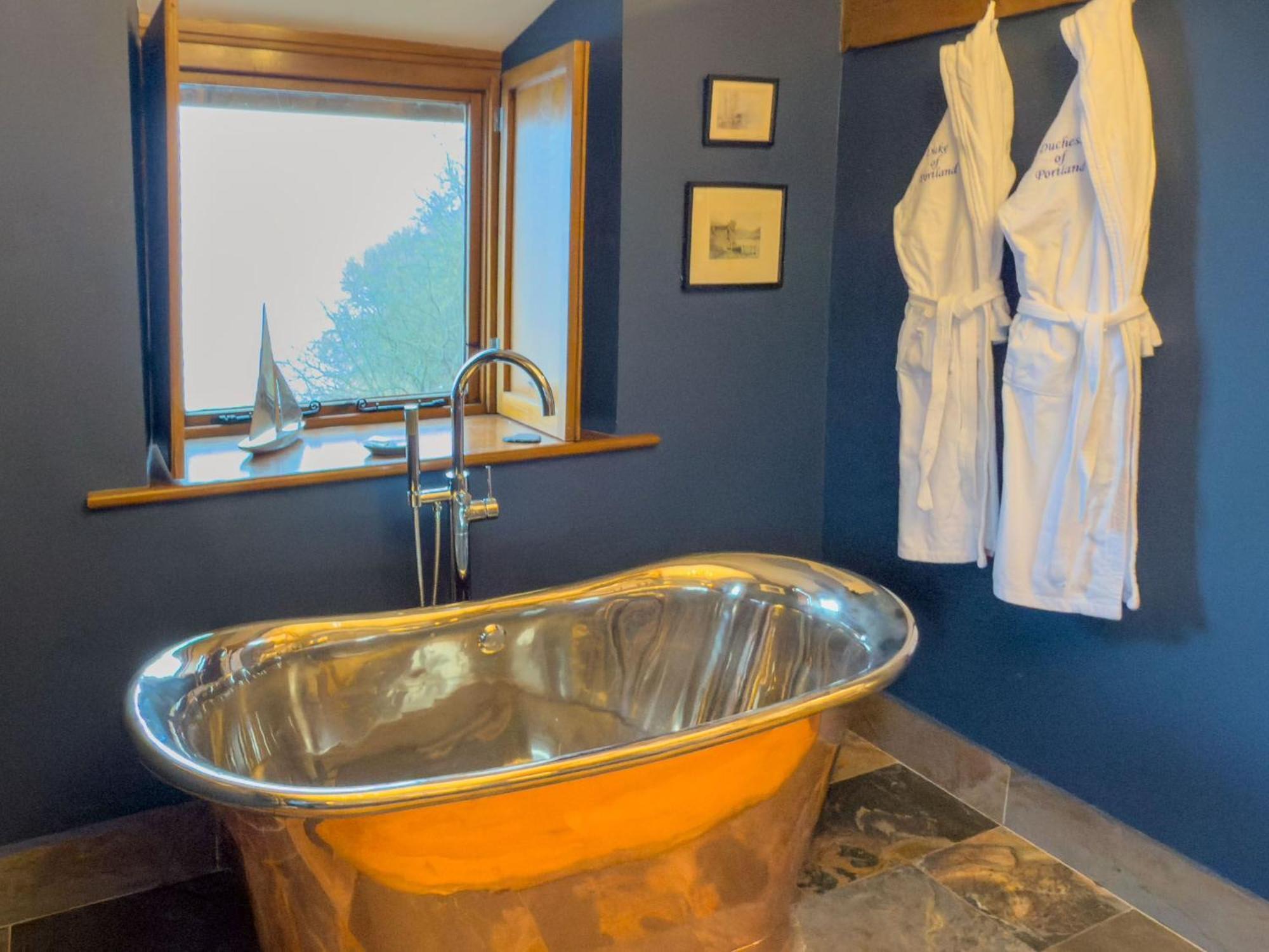 Vakantiehuis Duke Of Portland Boathouse On The Shore Of Ullswater Ideal For A Romantic Break *